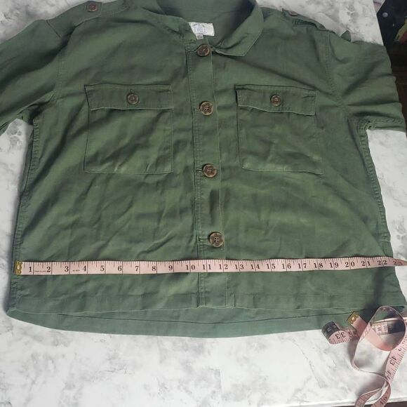 Time and Tru Green Button Down Longsleeve Top - Picture 9 of 12